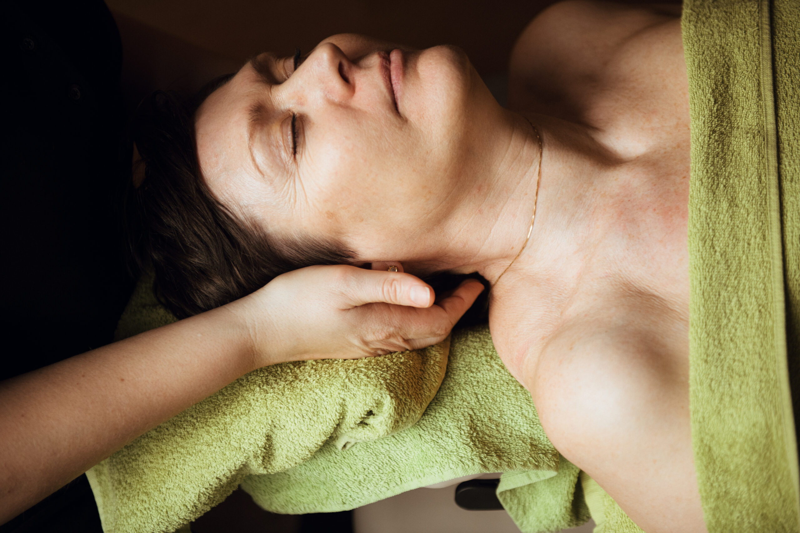Massage, nackbehandling