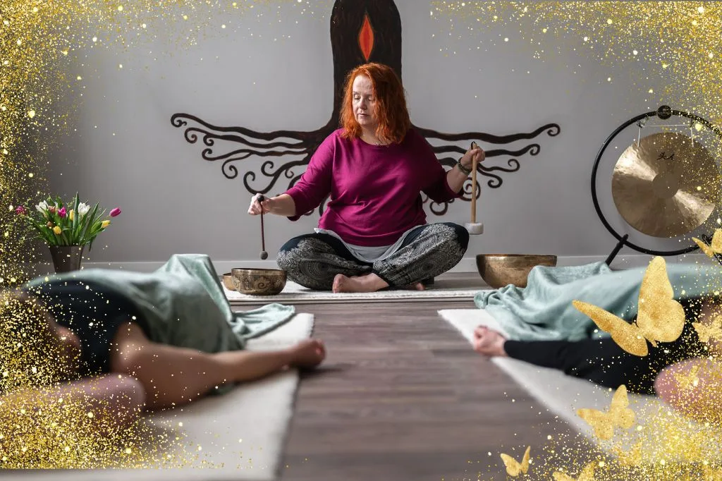 Anette Vikström håller Nyårsyoga i sin mysiga stuido OnLife i Kallhäll centrum, Järfälla.